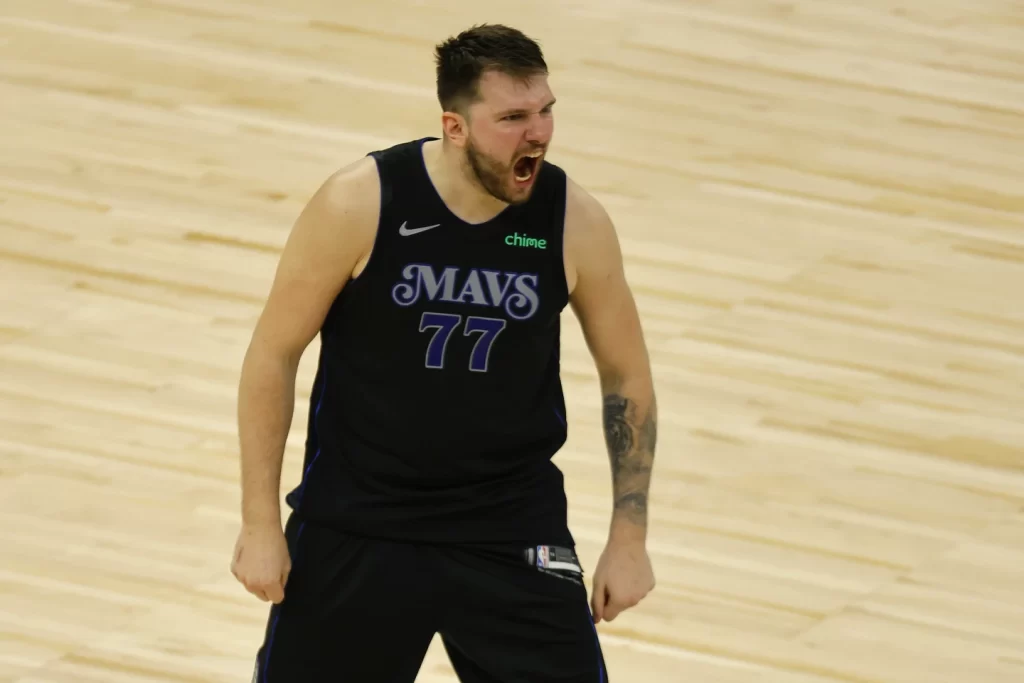 Doncic's 3 Points with 3 Seconds Left Propels Mavericks to 2-0 Lead Over Timberwolves - Seasports