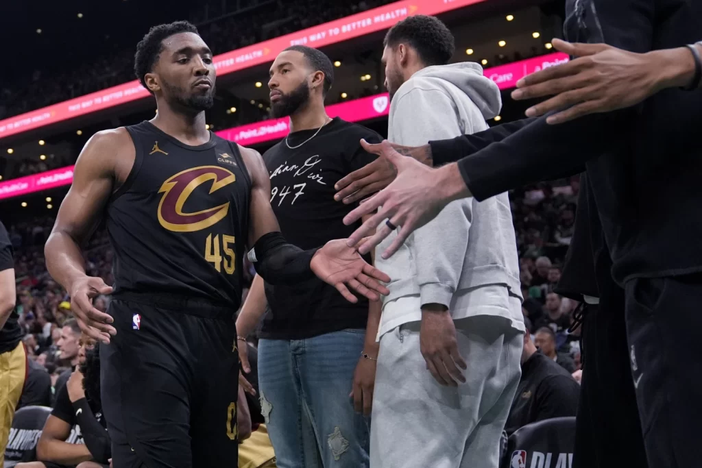 Mitchell Leads Cavaliers to Dominant Game 2 Victory Over Celtics, Series Tied - Seasports