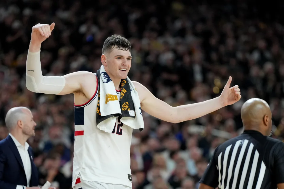 Trail Blazers Choose UConn Standout Donovan Clingan with 7th Overall Pick in NBA Draft - Seasports