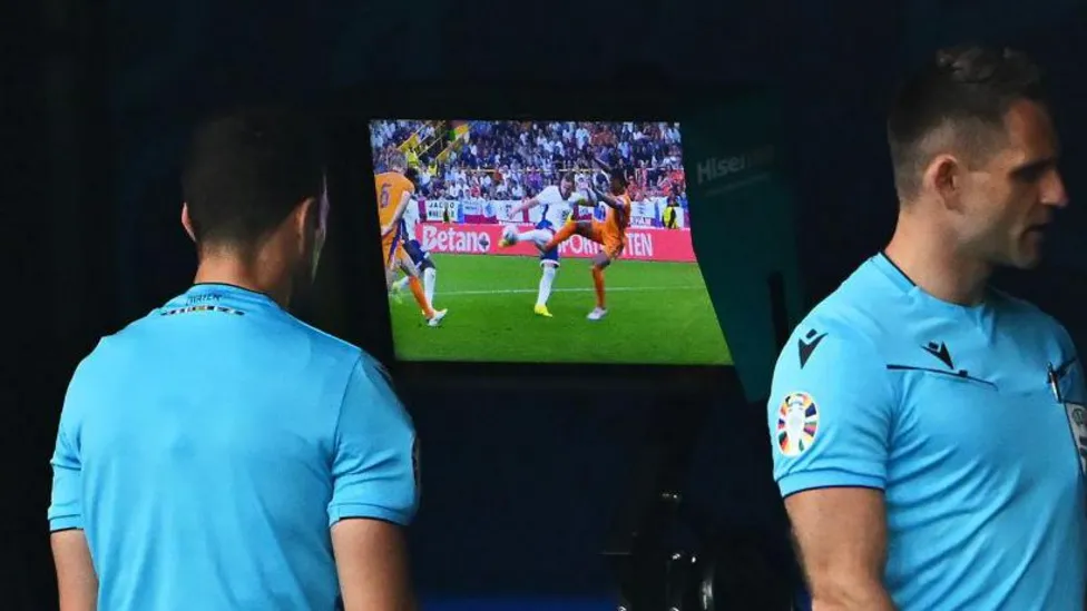 Koeman Slams VAR After Controversial Penalty in Euro 2024 Clash - Seasports