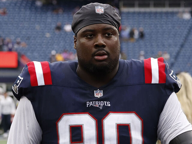 Patriots' Barmore Diagnosed with Blood Clots - Seasports