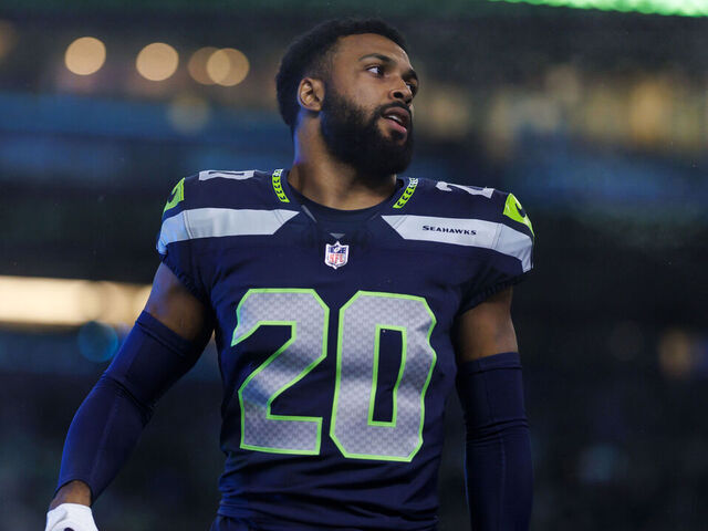 Seahawks Sign Julian Love to 3-Year Extension Worth Up to $36M - Seasports