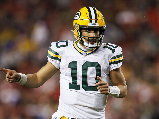 Packers Make Jordan Love the Highest-Paid QB with $220 Million Extension - Seasports