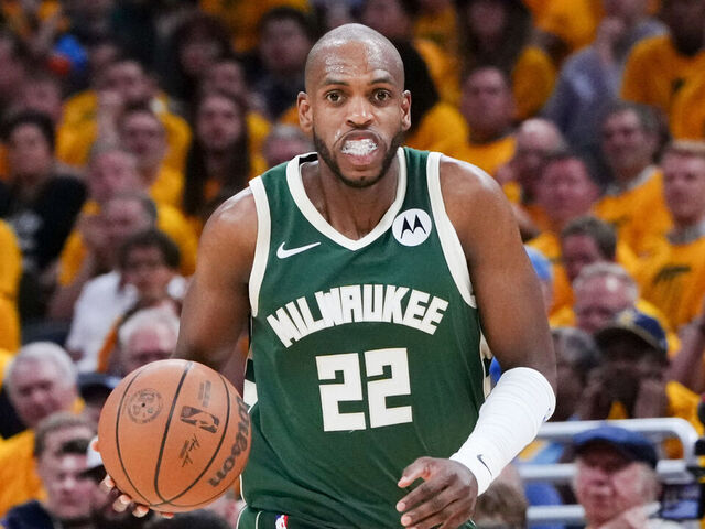 Middleton has surgeries on both ankles, expected back for season - Seasports