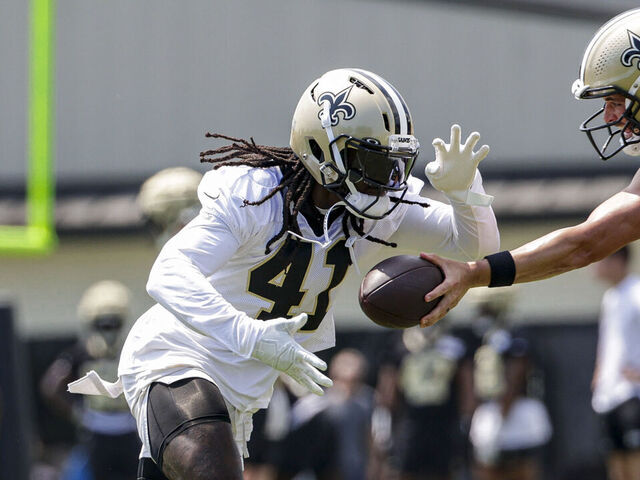 Kamara Wants New Deal but Will Continue to Practice: 'I Ain't Stupid' - Seasports