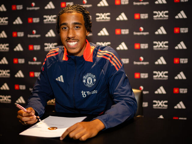 Manchester United Signs 18-Year-Old Leny Yoro for €62M - Seasports