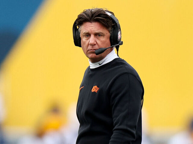 Oklahoma State's Gundy Issues Warning to Players: 'Tell Your Agent to Quit Calling Us' - Seasports