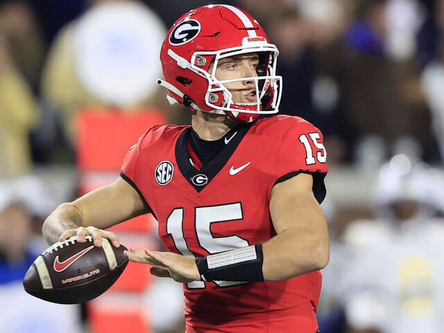 Georgia's Beck, Colorado's Hunter Highlight Preseason All-Americans - Seasports