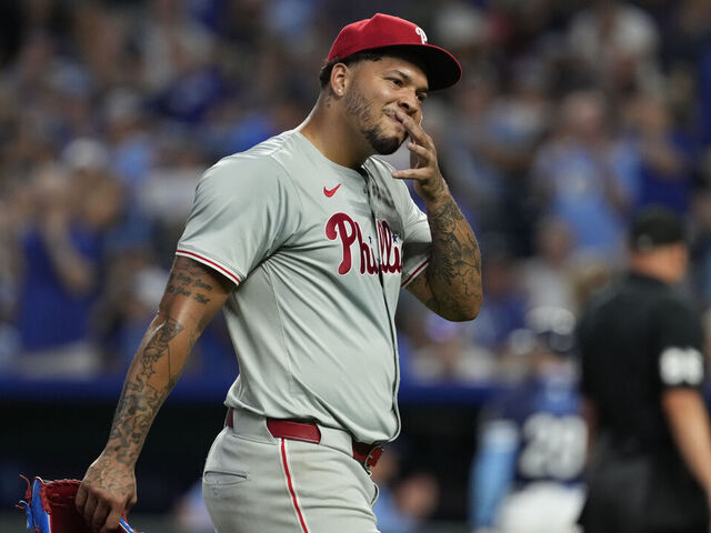 Phillies Move Struggling Walker to Bullpen - Seasports