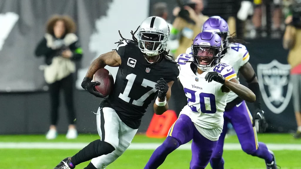 The Raiders Have Already Waited Too Long to Trade Davante Adams - Seasports