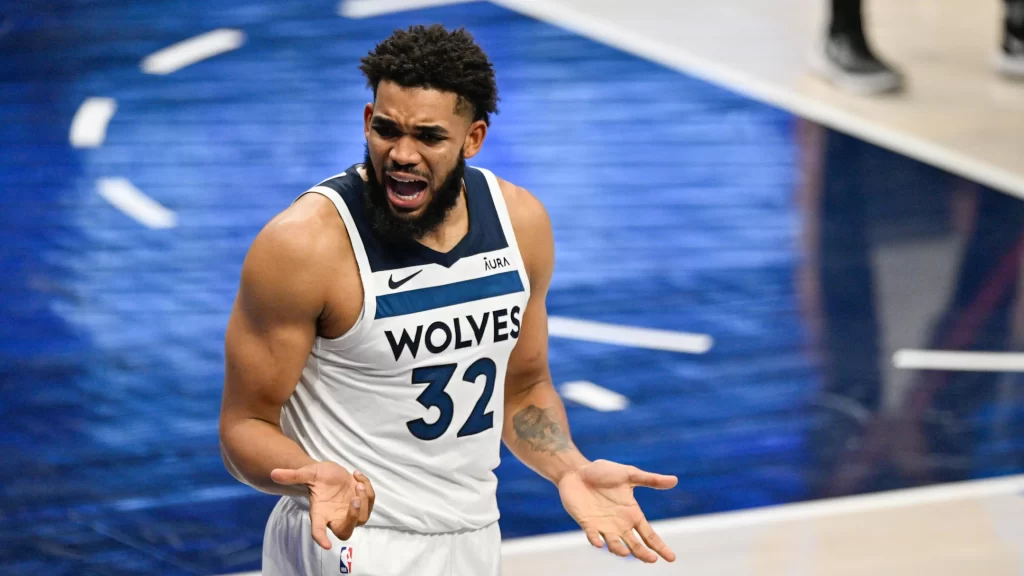 Karl-Anthony Towns to Knicks: Timberwolves Take Step Back by Shedding Salary - Seasports