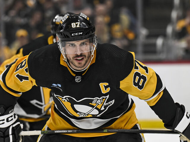 Crosby 'Pretty Optimistic' About Signing Extension Before Season - Seasports