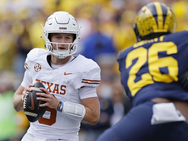 AP Poll: Texas Surges Past Ohio State, Notre Dame Plummets 13 Spots - Seasports