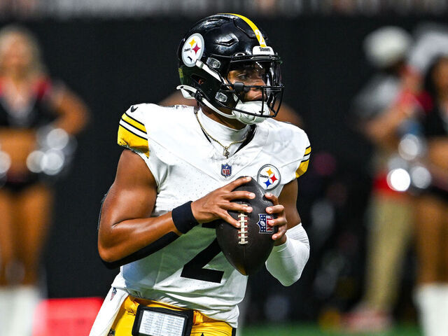 Tomlin: Steelers Preparing to Start Fields Against Broncos - Seasports