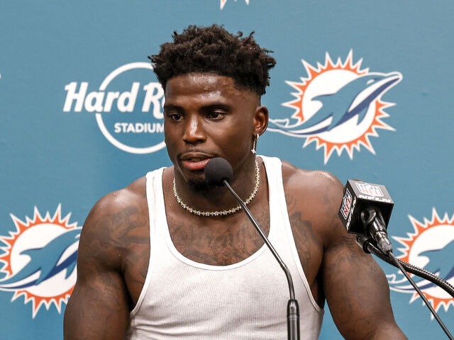 Miami-Dade Police Release Body-Cam Video of Tyreek Hill Detainment - Seasports