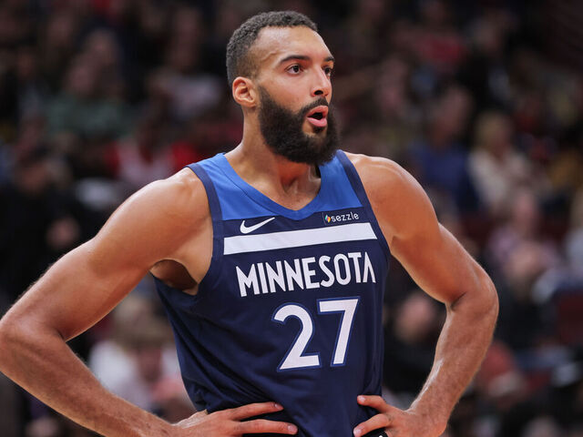 T-Wolves, Gobert agree to 3-year, $110M extension - Seasports