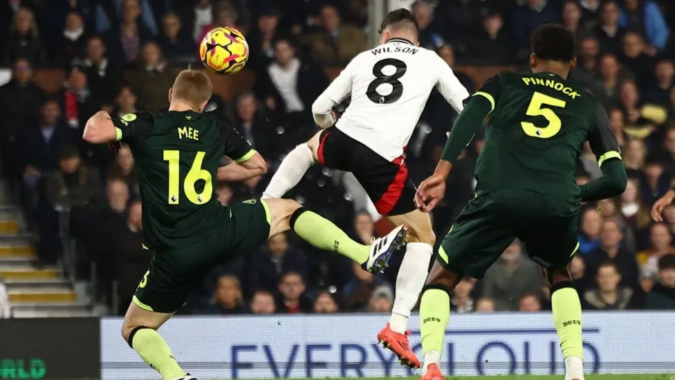 Wilson's Last-Minute Double Secures Fulham's 2-1 Win Over Brentford - Seasports